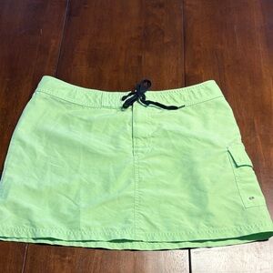 Vineyard Vines Lime Green Skort with Black Drawstring